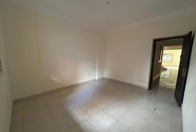 8605899 - Property Image 2