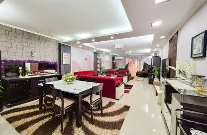 شقة - 4 غرف نوم - 3 حمامات للبيع في شارع خليل مطران - سابا باشا - حي شرق - الاسكندرية