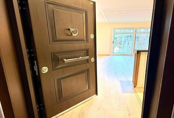 54749372 - صورة العقار 2