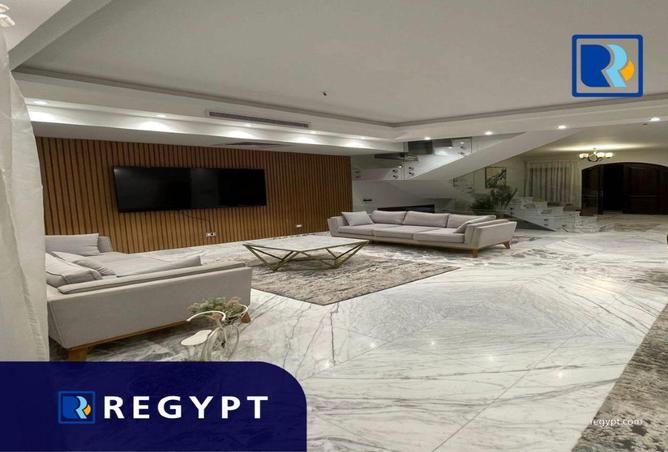 8674060 - Property Image 2