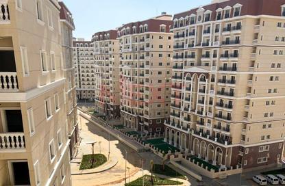 Apartment - 3 Bedrooms - 3 Bathrooms for sale in Sawary - Alexandria Compounds - Alexandria