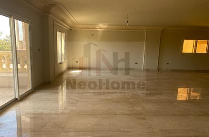 Apartment - 4 Bedrooms - 4 Bathrooms for rent in Al Shorouk 2000 - El Shorouk Compounds - Shorouk City - Cairo
