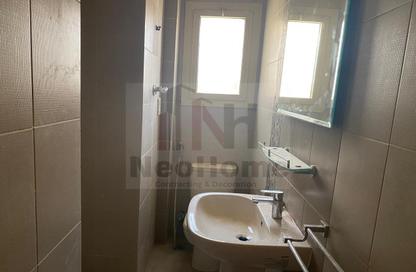 Apartment - 4 Bedrooms - 4 Bathrooms for rent in Al Shorouk 2000 - El Shorouk Compounds - Shorouk City - Cairo