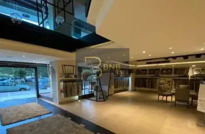 محل تجاري - استوديو للايجار في شارع نهرو - روكسي - مصر الجديدة - القاهرة