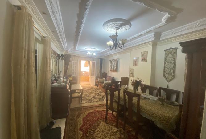 8421999 - Property Image 2