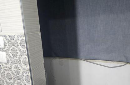 Apartment - 2 Bedrooms - 1 Bathroom for sale in Abou El Houl - New Cairo City - Cairo