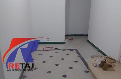 مكتب عمل جماعي - استوديو - 3 حمامات للايجار في شارع الدكتور البطراوي - المنطقة الأولى - مدينة نصر - القاهرة