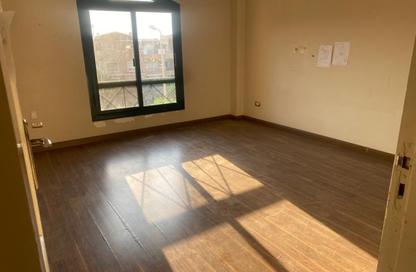 Apartment - 3 Bedrooms - 2 Bathrooms for sale in Zizinia St. - South Investors Area - New Cairo City - Cairo Apartment - 3 Bedrooms - 2 Bathrooms for sale in Zizinia St. - South Investors Area - New Cairo City - Cairo
