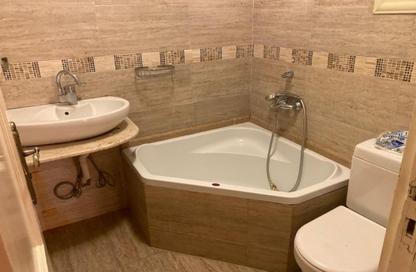 Apartment - 3 Bedrooms - 2 Bathrooms for sale in Zizinia St. - South Investors Area - New Cairo City - Cairo Apartment - 3 Bedrooms - 2 Bathrooms for sale in Zizinia St. - South Investors Area - New Cairo City - Cairo