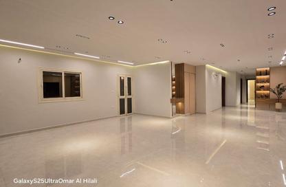 Apartment - 3 Bedrooms - 3 Bathrooms for sale in Gate 4 - Mena - Hadayek El Ahram - Giza
