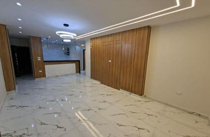 Apartment - 2 Bedrooms - 1 Bathroom for sale in Hadayek El Ahram - Giza