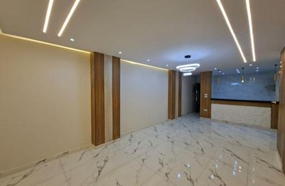 Apartment - 2 Bedrooms - 1 Bathroom for sale in Hadayek El Ahram - Giza