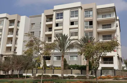 Apartment - 2 Bedrooms - 3 Bathrooms for sale in Hyde Park - New Cairo City - Cairo