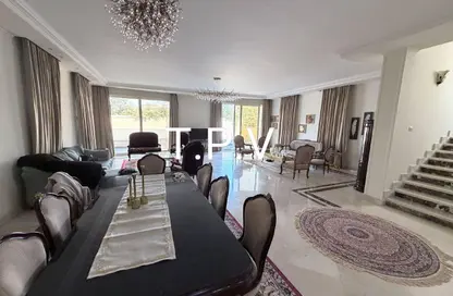 Villa - 5 Bedrooms - 4 Bathrooms for sale in Fountain Park - 5th Settlement Compounds - The 5th Settlement - New Cairo City - Cairo