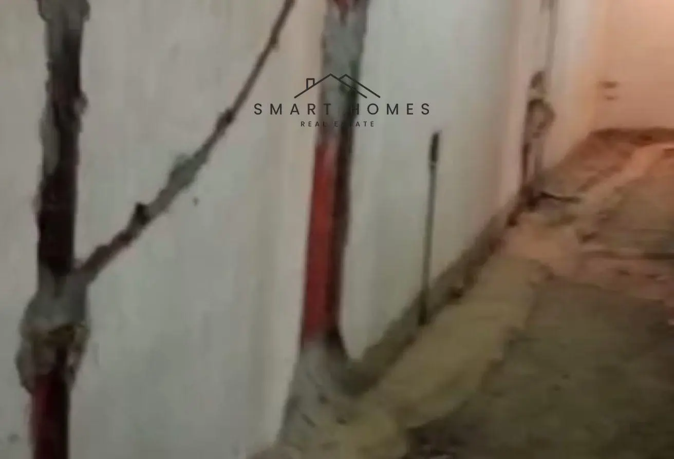 98002911 - Property Main Image