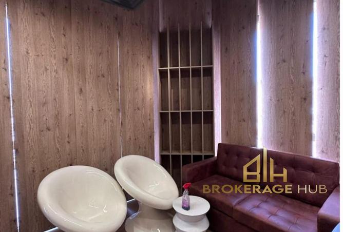98831785 - Property Main Image