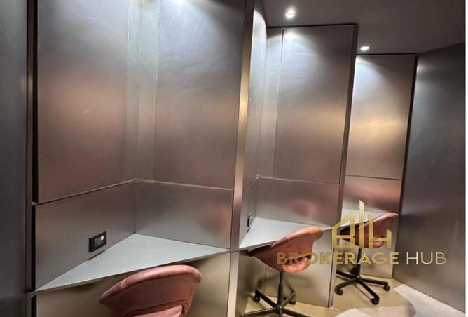 98831785 - Property Image 3