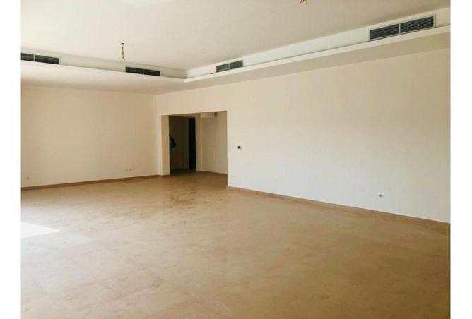 55745868 - Property Image 2