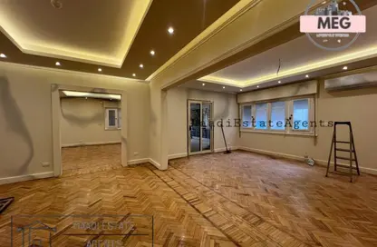 Apartment - 3 Bedrooms - 2 Bathrooms for rent in Sarayat Al Maadi - Hay El Maadi - Cairo