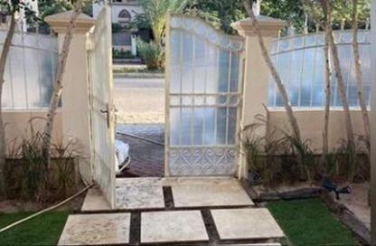 منزل مزدوج - 3 غرف نوم - 3 حمامات للايجار في جرينز - الحي السادس - الشيخ زايد - الجيزة
