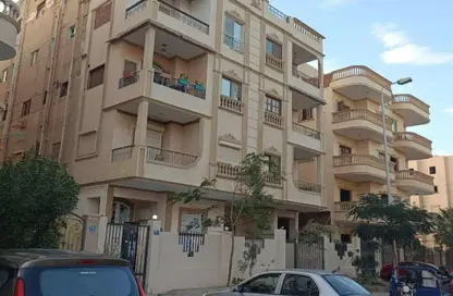 Apartment - 3 Bedrooms - 3 Bathrooms for sale in 2nd Neighborhood - 8th Area - Shorouk City - Cairo