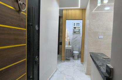 Apartment - 3 Bedrooms - 2 Bathrooms for sale in Gate 4 - Mena - Hadayek El Ahram - Giza