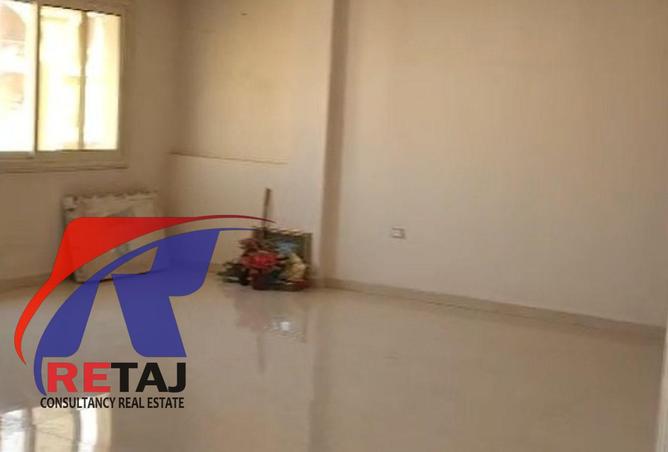 93533605 - Property Image 3