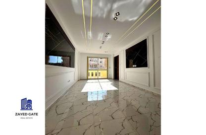 Apartment - 2 Bedrooms - 1 Bathroom for sale in Degla Gardens - Hadayek October - 6 October City - Giza