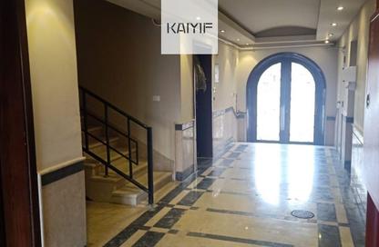 Apartment - 2 Bedrooms - 2 Bathrooms for sale in Hyde Park - New Cairo City - Cairo
