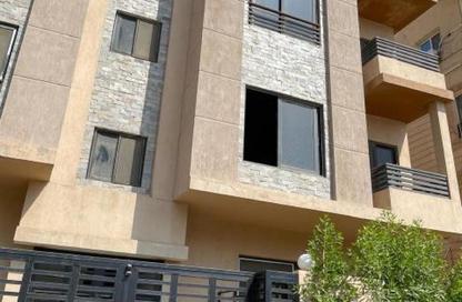 Apartment - 4 Bedrooms - 3 Bathrooms for sale in Al Sheikh Hassan Maamoun St. - El Yasmeen 7 - El Yasmeen - New Cairo City - Cairo