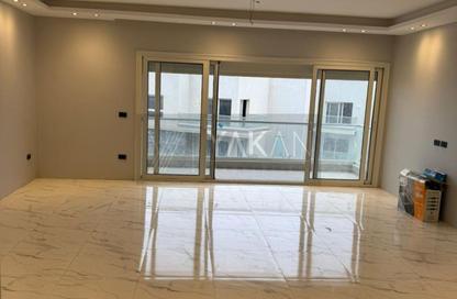 Apartment - 3 Bedrooms - 3 Bathrooms for rent in Mountain View iCity - 5th Settlement Compounds - The 5th Settlement - New Cairo City - Cairo