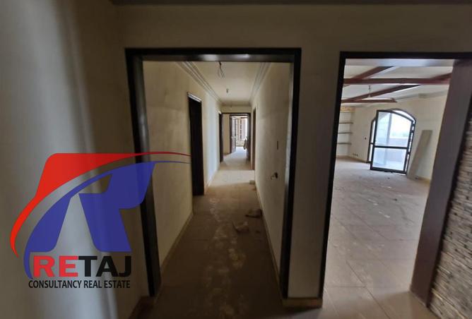98834446 - Property Image 3