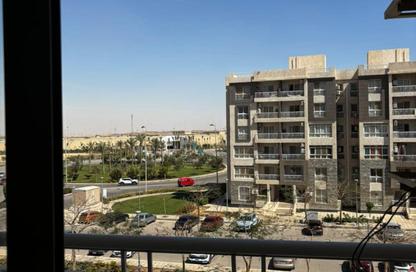 شقة - 2 غرف نوم - 1 حمام للايجار في B12 - مدينتي - القاهرة