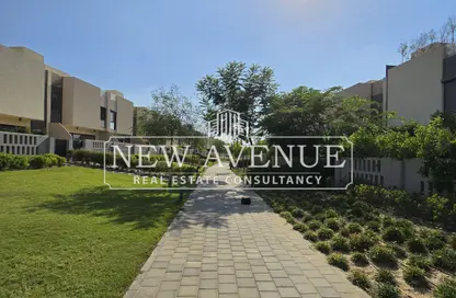 تاون هاوس - 4 غرف نوم - 4 حمامات للبيع في كمبوند البروج - كمبوندات الشروق - مدينة الشروق - القاهرة