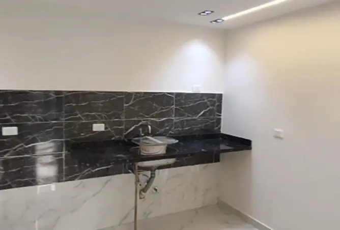 106296603 - Property Image 2