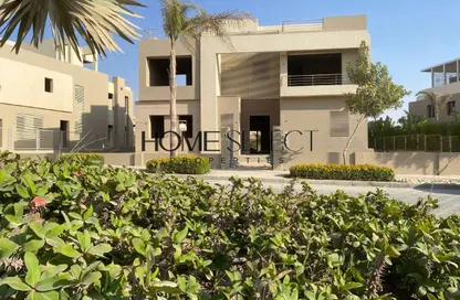 Villa - 5 Bedrooms - 7+ Bathrooms for sale in The Crown - Cairo Alexandria Desert Road - 6 October City - Giza