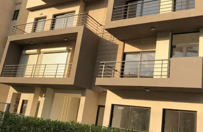 (بنتهاوس  (روف - 3 غرف نوم - 3 حمامات للبيع في مون ريزيدنس - فيفث سكوير - التجمع الخامس - مدينة القاهرة الجديدة - القاهرة