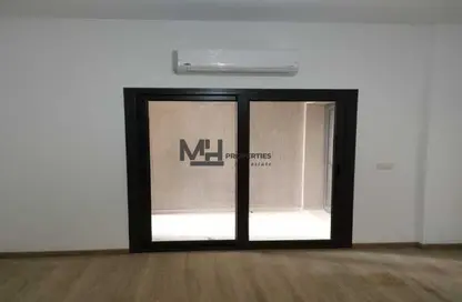 شقة - 3 غرف نوم - 2 حمامات للايجار في مون ريزيدنس - فيفث سكوير - التجمع الخامس - مدينة القاهرة الجديدة - القاهرة