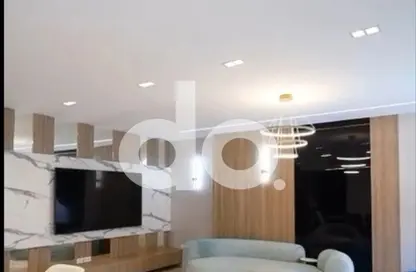 Apartment - 3 Bedrooms - 3 Bathrooms for sale in Stone Residence - 5th Settlement Compounds - The 5th Settlement - New Cairo City - Cairo