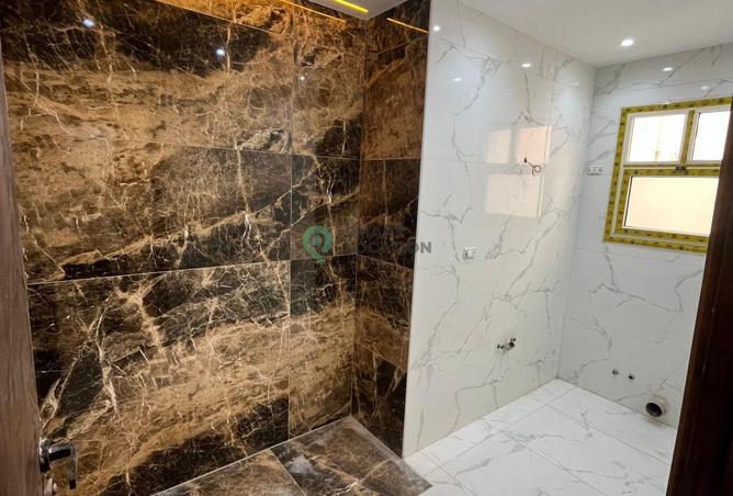 70099475 - صورة العقار 3