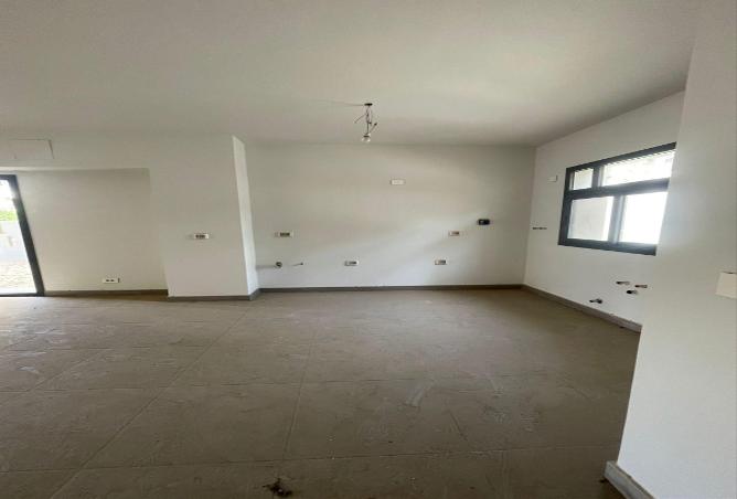 68274650 - Property Image 3