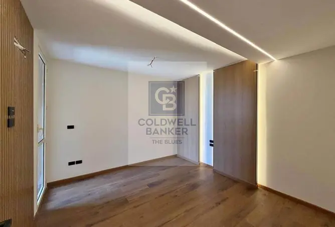 120615004 - Property Image 2
