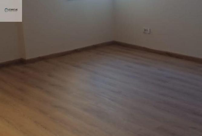106019010 - Property Image 2