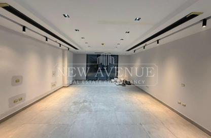 Office Space - Studio - 1 Bathroom for rent in Hyde Park Business District Mall - South Teseen St. - The 5th Settlement - New Cairo City - Cairo