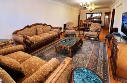 شقة - 3 غرف نوم - 2 حمامات للايجار في طريق ابو قير - زيزينيا - حي شرق - الاسكندرية شقة - 3 غرف نوم - 2 حمامات للايجار في طريق ابو قير - زيزينيا - حي شرق - الاسكندرية