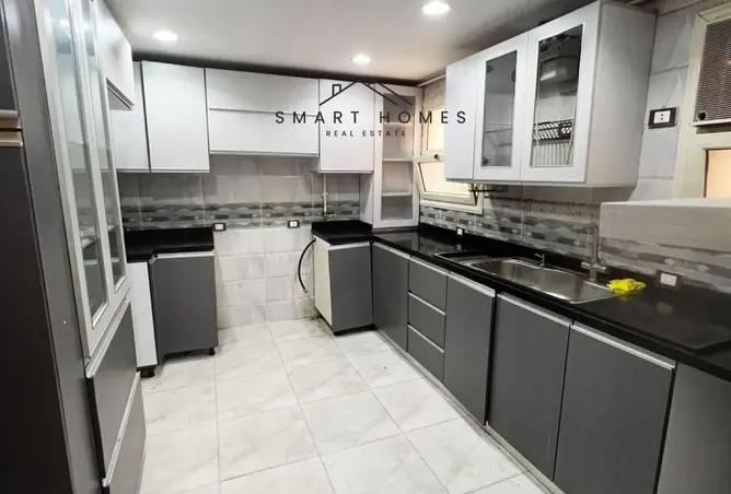 98831625 - Property Image 2