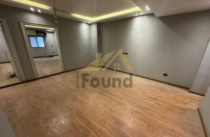 Co-Working Space - Studio - 2 Bathrooms for rent in Bahgat Ali St. (Ebn Al Nabeh) - Zamalek - Cairo