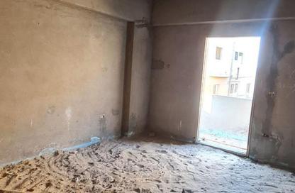 Apartment - 3 Bedrooms - 2 Bathrooms for sale in Leila Mourad St. - El Yasmeen 5 - El Yasmeen - New Cairo City - Cairo