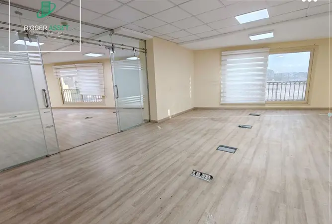 114625216 - Property Image 2