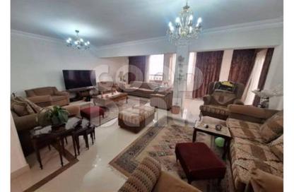 Apartment - 4 Bedrooms - 2 Bathrooms for sale in Abd Al Hamid Badawy St. - El Hegaz Square - El Nozha - Cairo